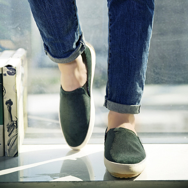 Mocasini actuali pentru bărbați cu talpă plată în patru culori