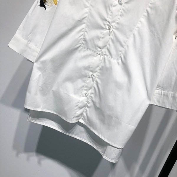 Cămașă albă de damă cu mâneci 7/8 și broderie