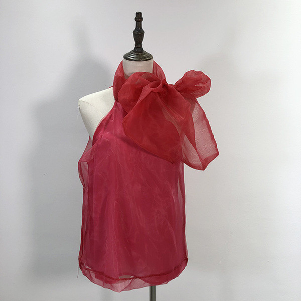 Maieu de damă din tul cu panglică roșie