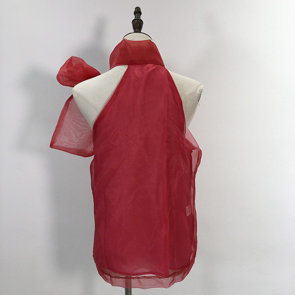 Maieu de damă din tul cu panglică roșie