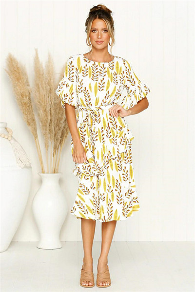 Стилна дамска рокля с О-образно деколте в бял цвят