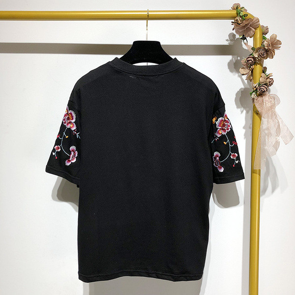 Tricou dama cu broderie de culoare neagra