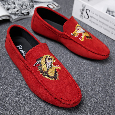 Mocasini pentru bărbați în roșu și negru cu broderie