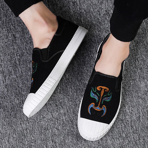 Mocasini moderni pentru bărbați cu broderie - în gri și negru