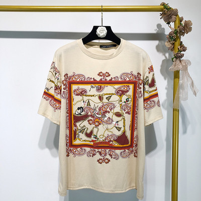 Tricou dama cu aplicatie - doua modele