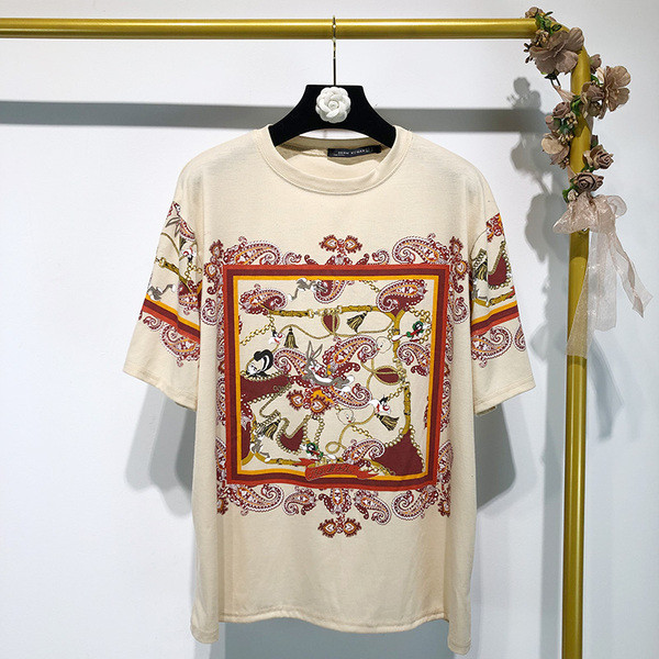 Tricou dama cu aplicatie - doua modele