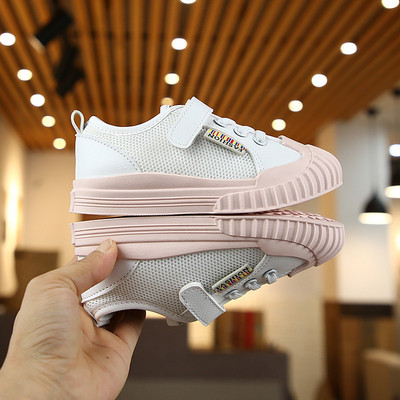 Tenisi actuali pentru copii in trei culori - pentru baieti si fete