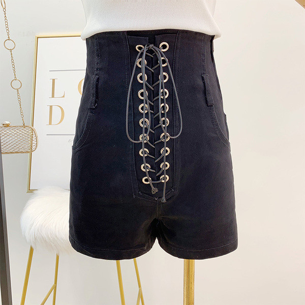 Pantaloni scurți de damă cu talie înaltă și cravate