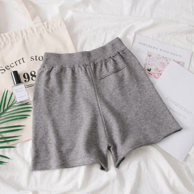 Pantaloni scurti sport de damă în patru culori