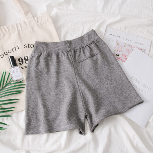 Pantaloni scurti sport de damă în patru culori