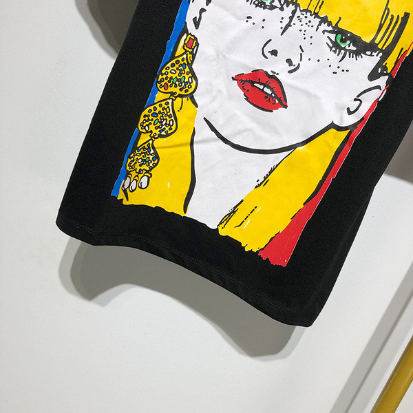 Tricou casual dama de culoare neagra si aplicatie