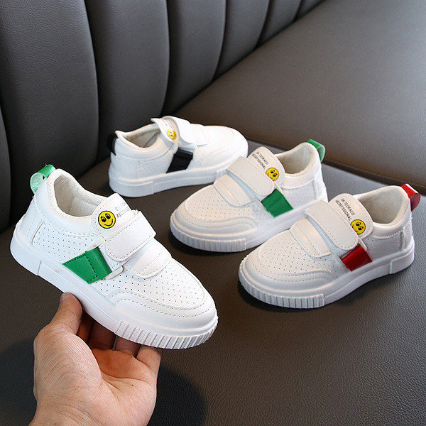 Adidasi copii cu aplicare in trei culori pentru baieti