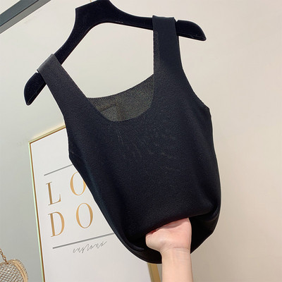 Maieu de damă în alb și negru