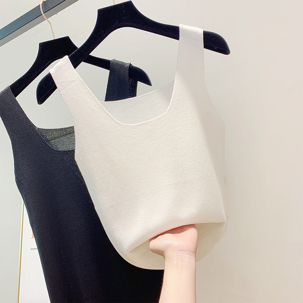 Maieu de damă în alb și negru