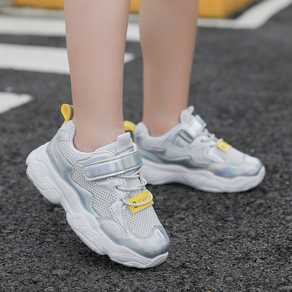 Adidași sport pentru copii pentru fete - în trei culori