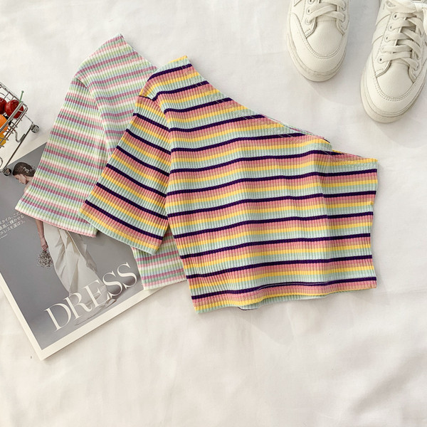 Tricou scurt de dama cu o maneca in doua culori