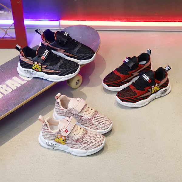 Tenisi actuali pentru copii pentru fete - in trei culori