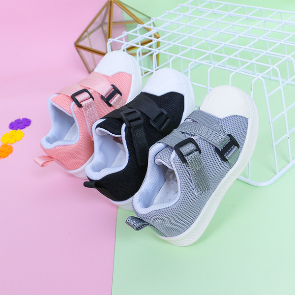 Tenisi copii in trei culori pentru baieti si fete