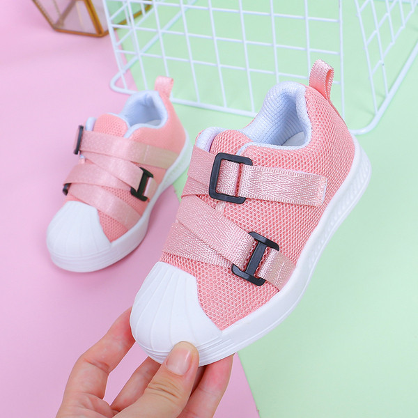 Tenisi copii in trei culori pentru baieti si fete