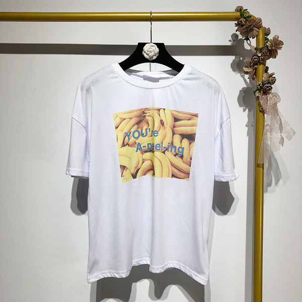 Tricou cu maneci scurte si aplicatie alb