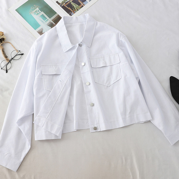 Geaca dama slim model lat cu sireturi pe spate in culoarea alb si verde