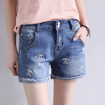 Pantaloni scurți casual de damă în două culori cu talie standard