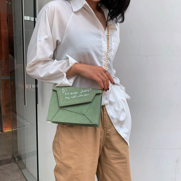 Geantă modernă de damă cu inscripție în patru culori