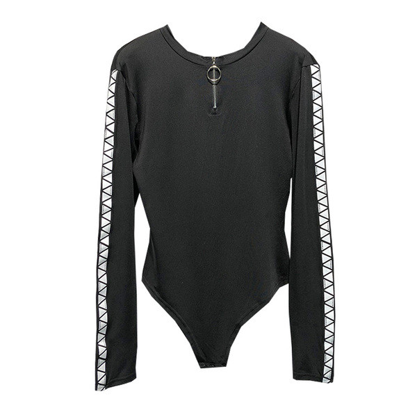 Corp de damă cu mâneci lungi și margine în negru