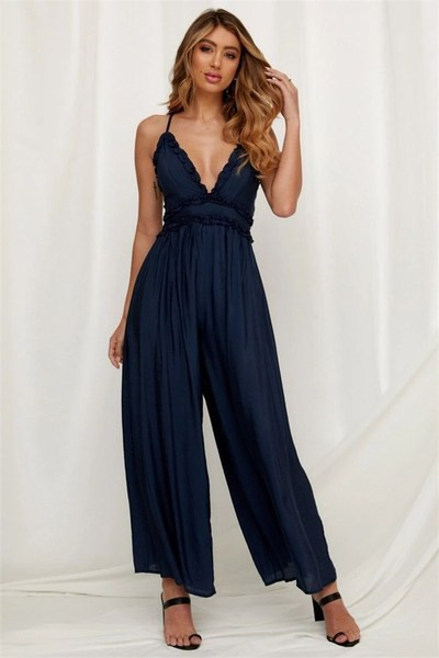 Модерен дамски гащеризон с V-образно  деколте в няколко цвята