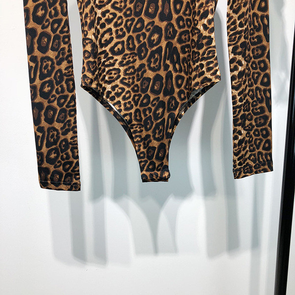 Body de dama cu maneci lungi si imprimeu animal