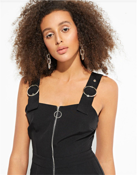 Γυναικεία ολόσωμη φόρμα με φερμουάρ σε μαύρο χρώμα