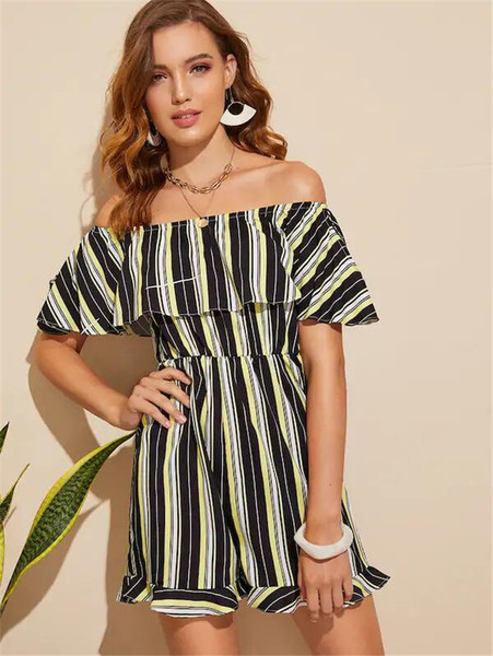 Μοντέρνες γυναικείες ολόσωμες φόρμες με γυμνοί ώμοι