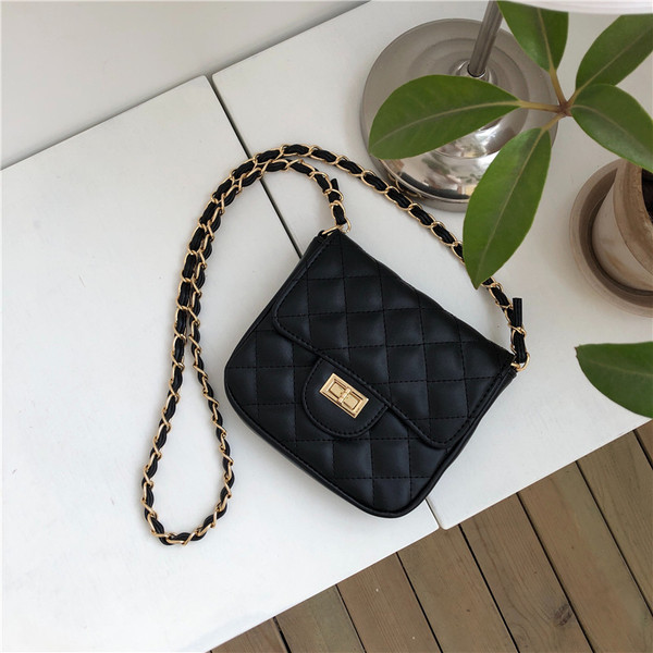 Geantă de mână elegantă în negru