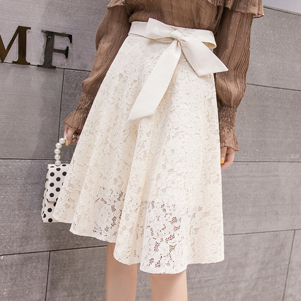 Стилна дамска дантелена пола с висока талия в бял и черен цвят