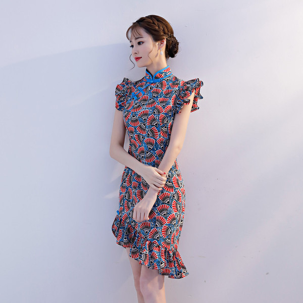 Rochie de dama cu aplicatie colorata - model asimetric