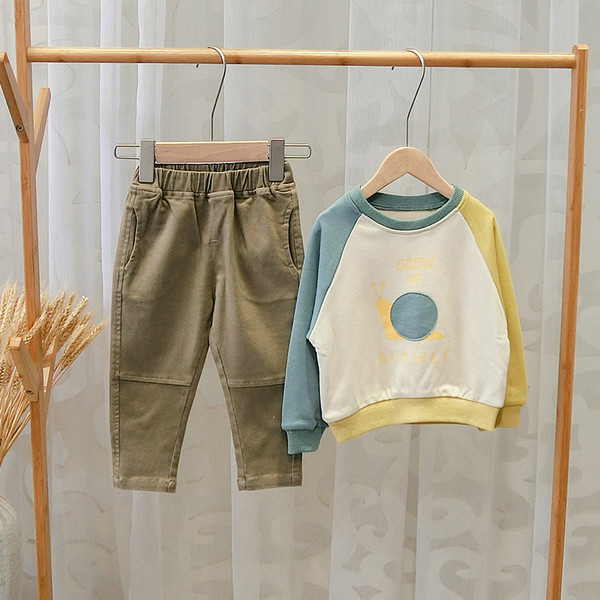 Bluza pentru copii pentru baieti cu aplicatie in doua culori