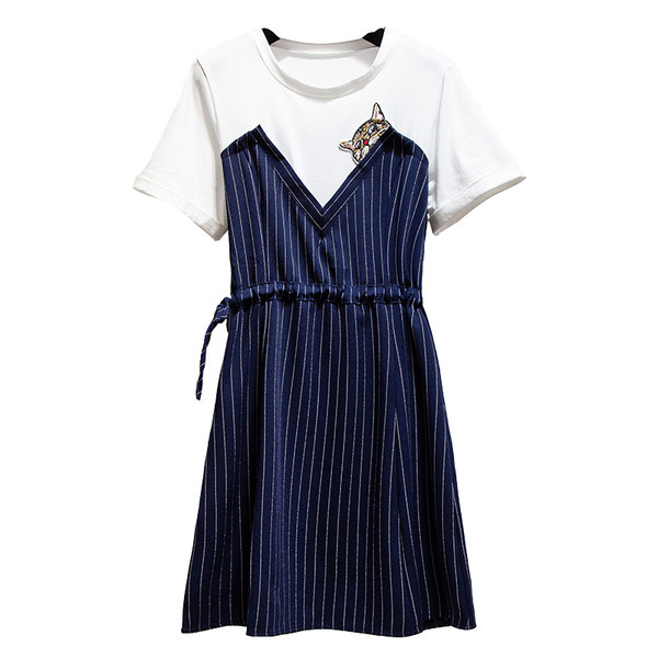 Модерна дамска рокля с къс ръкав и бродерия с размери до 5XL