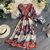 Rochie de dama colorata cu decolteu in V in doua culori