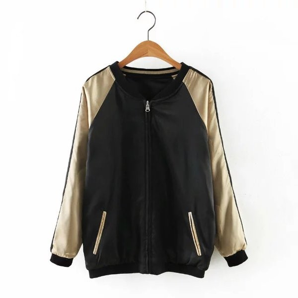 Дамско яке с дълъг ръкав и джобове с бродерия