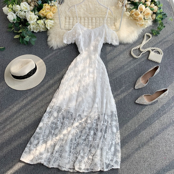 Rochie lunga de dama cu dantela si bretele