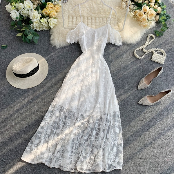 Rochie lunga de dama cu dantela si bretele