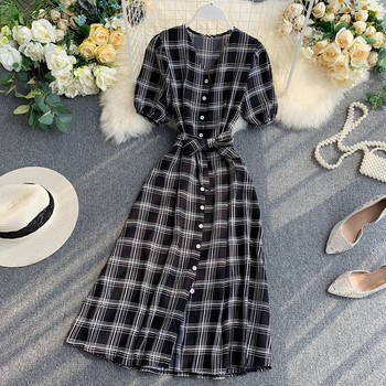 Rochie dama in carouri cu nasturi in mai multe culori