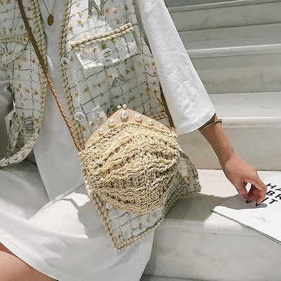 Geanta de dama moderna tricotata cu perle in mai multe culori