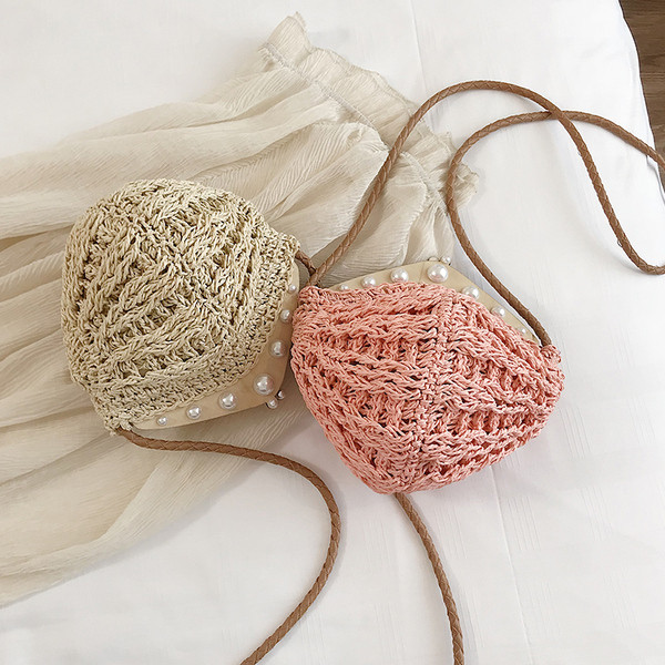 Geanta de dama moderna tricotata cu perle in mai multe culori