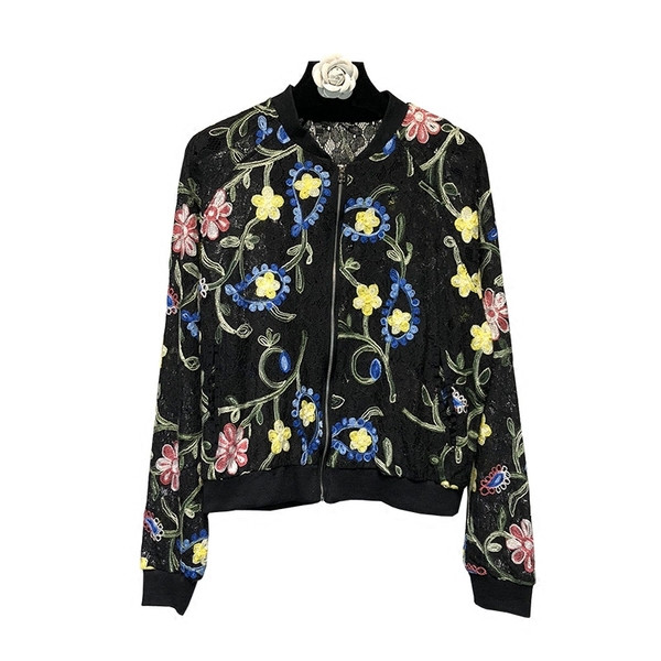 Дамско тънко яке в черен цвят с дантела и бродерия 