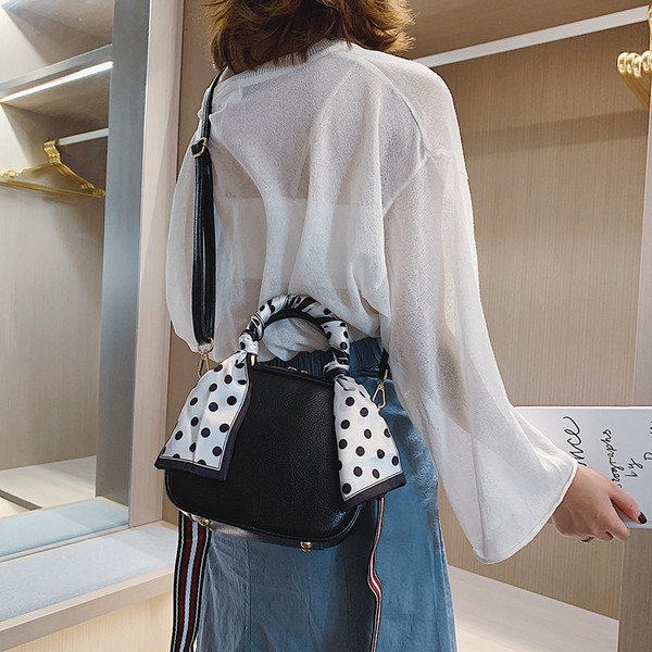 Geanta de dama moderna din piele ecologica cu manere lungi si scurte in mai multe culori