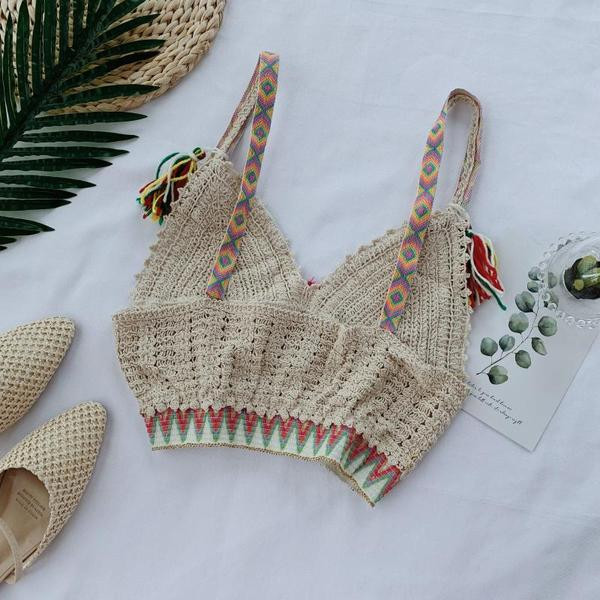 Top scurt de dama tricotat in doua culori