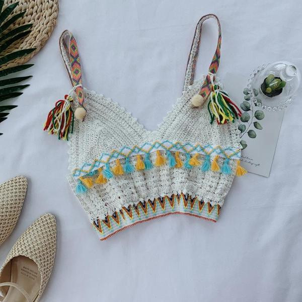 Top scurt de dama tricotat in doua culori