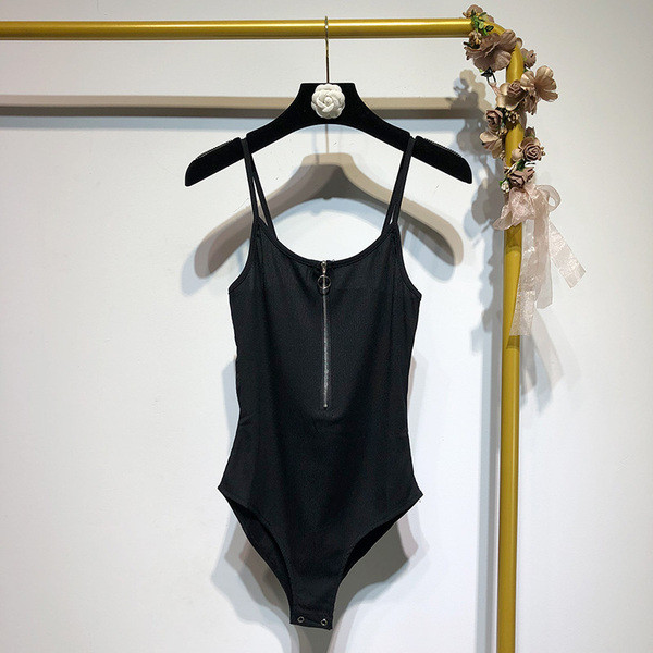 Body de dama cu bretele subtiri si fermoar in doua culori