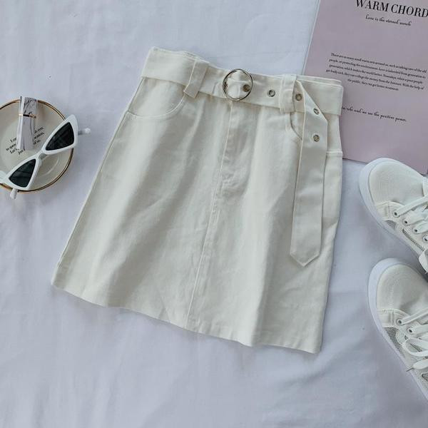 Fusta de dama din denim cu curea in mai multe culori